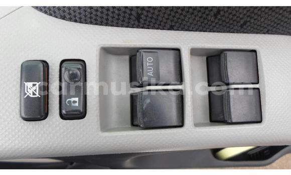 Acheter Occasion Voiture Toyota Yaris Gris à Beitbridge, Matabeleland South Acheter Occasion Voiture Toyota Yaris Gris à Beitbridge, Matabeleland South