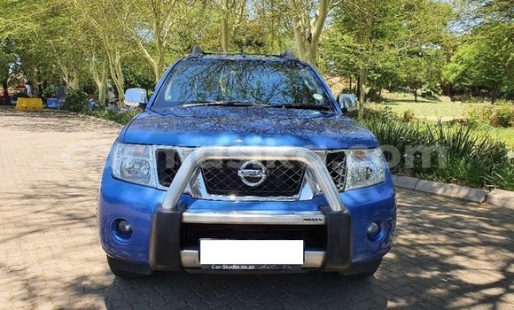 Acheter Occasion Voiture Nissan Navara Bleu à Beitbridge, Matabeleland South Acheter Occasion Voiture Nissan Navara Bleu à Beitbridge, Matabeleland South