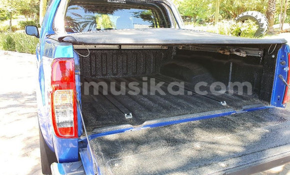 Acheter Occasion Voiture Nissan Navara Bleu à Beitbridge, Matabeleland South Acheter Occasion Voiture Nissan Navara Bleu à Beitbridge, Matabeleland South