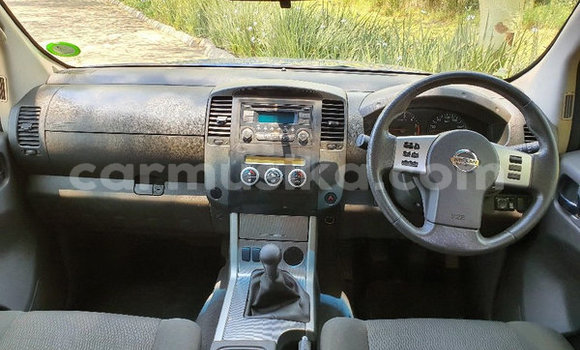 Acheter Occasion Voiture Nissan Navara Bleu à Beitbridge, Matabeleland South Acheter Occasion Voiture Nissan Navara Bleu à Beitbridge, Matabeleland South