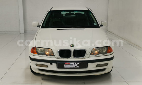 Tenga Tsaru BMW 315 Chena Mota in Beitbridge in Matabeleland South Tenga Tsaru BMW 315 Chena Mota in Beitbridge in Matabeleland South