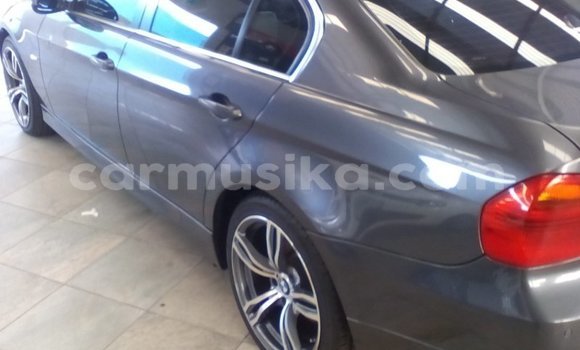 Nunua Ilio tumika BMW 326 Brown Gari ndani ya Beitbridge nchini Matabeleland Kusini Nunua Ilio tumika BMW 326 Brown Gari ndani ya Beitbridge nchini Matabeleland Kusini