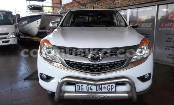 Tenga Tsaru Mazda BT-50 Chena Mota in Beitbridge in Matabeleland South Tenga Tsaru Mazda BT-50 Chena Mota in Beitbridge in Matabeleland South