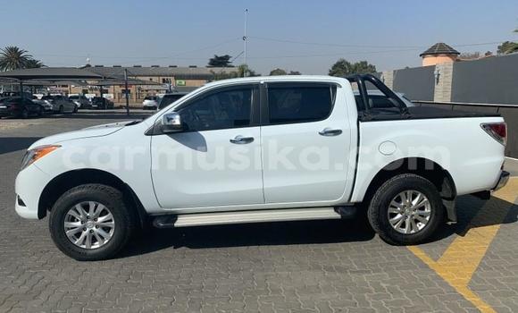 Buy Used Mazda BT-50 White Car in Beitbridge in Matabeleland South Buy Used Mazda BT-50 White Car in Beitbridge in Matabeleland South