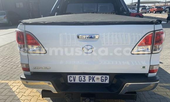 Buy Used Mazda BT-50 White Car in Beitbridge in Matabeleland South Buy Used Mazda BT-50 White Car in Beitbridge in Matabeleland South