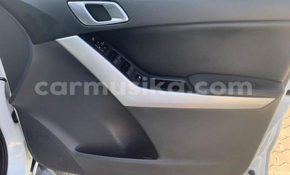 Buy Used Mazda BT-50 White Car in Beitbridge in Matabeleland South Buy Used Mazda BT-50 White Car in Beitbridge in Matabeleland South