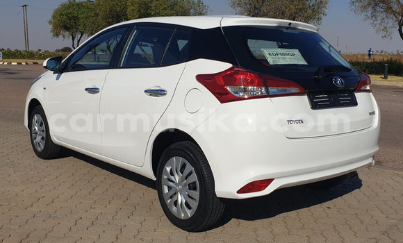 Buy Used Toyota Yaris White Car in Beitbridge in Matabeleland South Buy Used Toyota Yaris White Car in Beitbridge in Matabeleland South