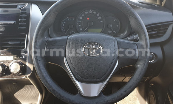 Buy Used Toyota Yaris White Car in Beitbridge in Matabeleland South Buy Used Toyota Yaris White Car in Beitbridge in Matabeleland South