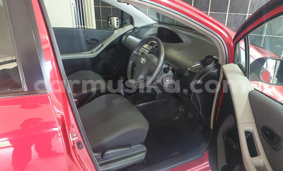 Buy Used Toyota Yaris Red Car in Beitbridge in Matabeleland South Buy Used Toyota Yaris Red Car in Beitbridge in Matabeleland South