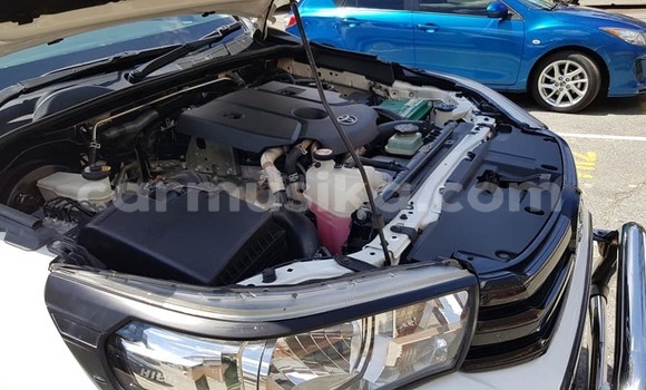 Tenga Tsaru Toyota Hilux Chena Mota in Beitbridge in Matabeleland South Tenga Tsaru Toyota Hilux Chena Mota in Beitbridge in Matabeleland South