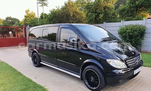 Tenga Tsaru Mercedes‒Benz Vito Nhema Mota in Beitbridge in Matabeleland South Tenga Tsaru Mercedes‒Benz Vito Nhema Mota in Beitbridge in Matabeleland South