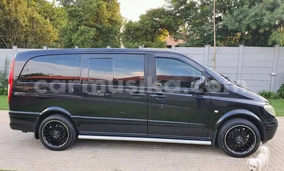 Tenga Tsaru Mercedes‒Benz Vito Nhema Mota in Beitbridge in Matabeleland South Tenga Tsaru Mercedes‒Benz Vito Nhema Mota in Beitbridge in Matabeleland South