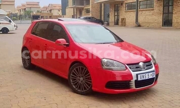 Tenga Tsaru Volkswagen Golf R Tsvuku Mota in Beitbridge in Matabeleland South Tenga Tsaru Volkswagen Golf R Tsvuku Mota in Beitbridge in Matabeleland South