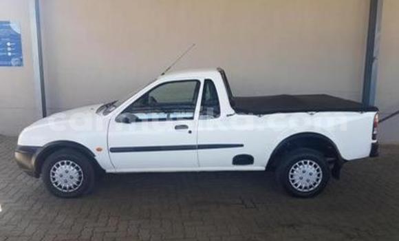 Buy Used Ford V8 White Car in Beitbridge in Matabeleland South Buy Used Ford V8 White Car in Beitbridge in Matabeleland South
