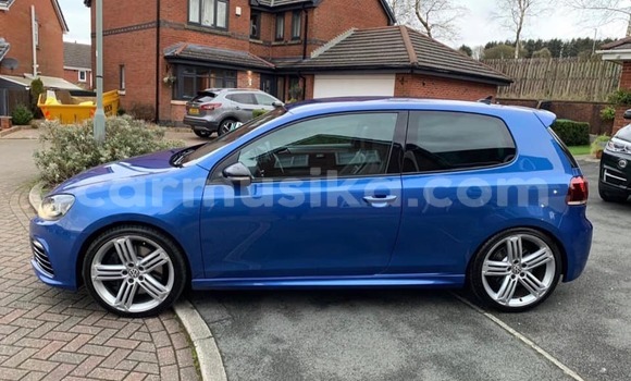 Buy Used Volkswagen Polo Blue Car in Beitbridge in Matabeleland South Buy Used Volkswagen Polo Blue Car in Beitbridge in Matabeleland South