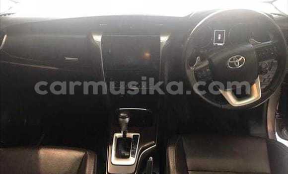 Acheter Occasion Voiture Toyota Fortuner Gris à Harare, Harare Acheter Occasion Voiture Toyota Fortuner Gris à Harare, Harare