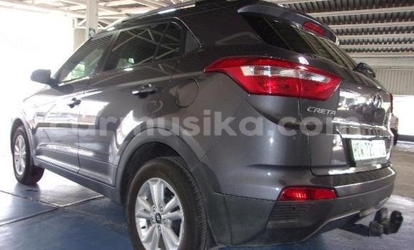 Nunua Ilio tumika Hyundai Creta Fedha Gari ndani ya Beitbridge nchini Matabeleland Kusini Nunua Ilio tumika Hyundai Creta Fedha Gari ndani ya Beitbridge nchini Matabeleland Kusini