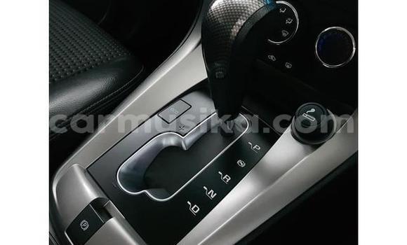 Acheter Occasion Voiture Chevrolet Captiva Blanc à Beitbridge, Matabeleland South Acheter Occasion Voiture Chevrolet Captiva Blanc à Beitbridge, Matabeleland South