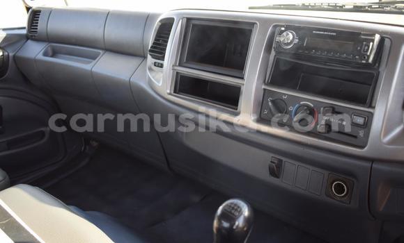 Buy Used Hino 300 Series White Truck in Beitbridge in Matabeleland South Buy Used Hino 300 Series White Truck in Beitbridge in Matabeleland South