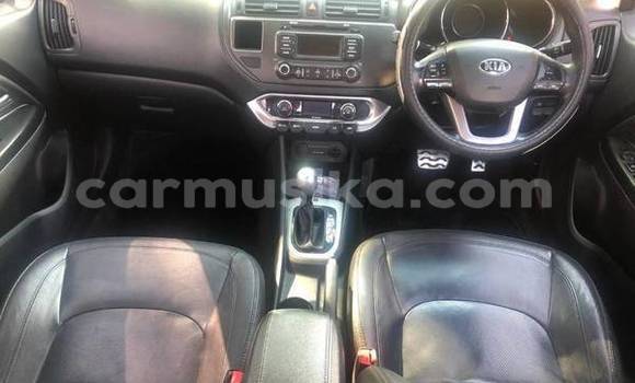 Buy Used Kia Rio Silver Car in Beitbridge in Matabeleland South Buy Used Kia Rio Silver Car in Beitbridge in Matabeleland South
