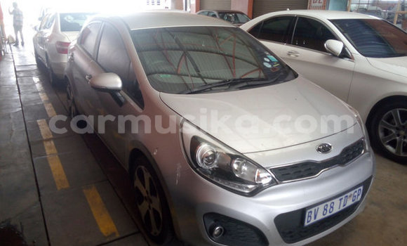 Buy Used Kia Rio Silver Car in Beitbridge in Matabeleland South Buy Used Kia Rio Silver Car in Beitbridge in Matabeleland South