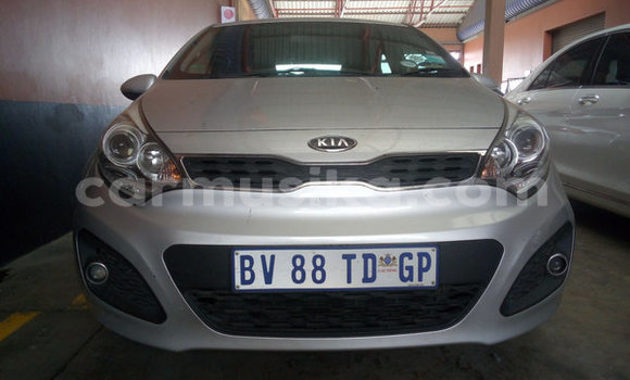 Buy Used Kia Rio Silver Car in Beitbridge in Matabeleland South Buy Used Kia Rio Silver Car in Beitbridge in Matabeleland South