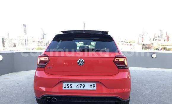 Acheter Occasion Voiture Volkswagen Polo Rouge à Beitbridge, Matabeleland South Acheter Occasion Voiture Volkswagen Polo Rouge à Beitbridge, Matabeleland South