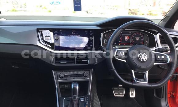 Acheter Occasion Voiture Volkswagen Polo Rouge à Beitbridge, Matabeleland South Acheter Occasion Voiture Volkswagen Polo Rouge à Beitbridge, Matabeleland South