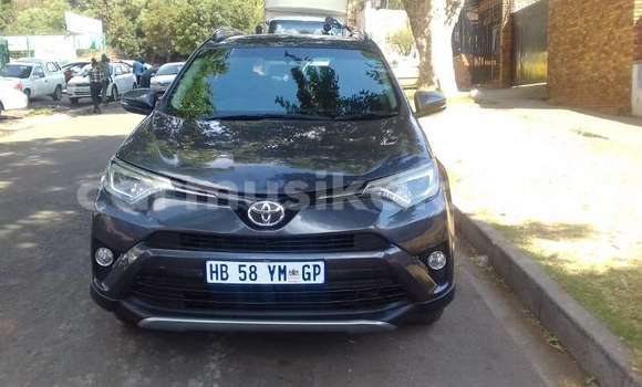 Acheter Occasion Voiture Toyota RAV4 Autre à Beitbridge, Matabeleland South Acheter Occasion Voiture Toyota RAV4 Autre à Beitbridge, Matabeleland South