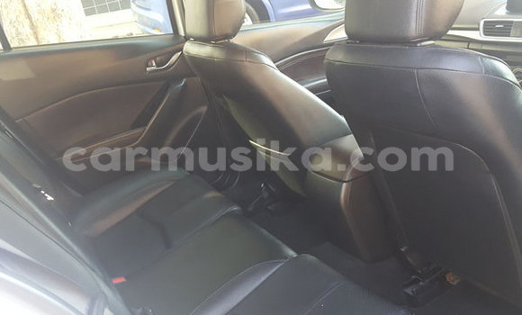 Nunua Ilio tumika Mazda 3 Nyeupe Gari ndani ya Beitbridge nchini Matabeleland Kusini Nunua Ilio tumika Mazda 3 Nyeupe Gari ndani ya Beitbridge nchini Matabeleland Kusini