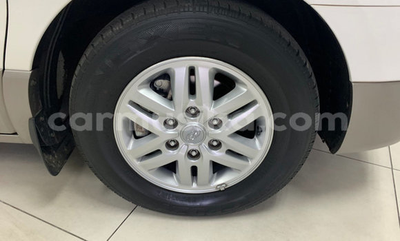 Buy Used Hyundai H1 White Car in Beitbridge in Matabeleland South Buy Used Hyundai H1 White Car in Beitbridge in Matabeleland South