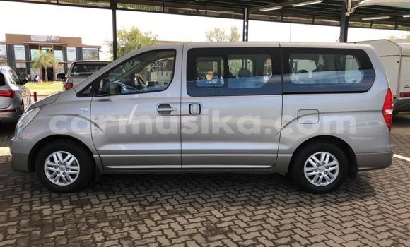 Tenga Tsaru Hyundai H1 Sirivha Mota in Beitbridge in Matabeleland South Tenga Tsaru Hyundai H1 Sirivha Mota in Beitbridge in Matabeleland South