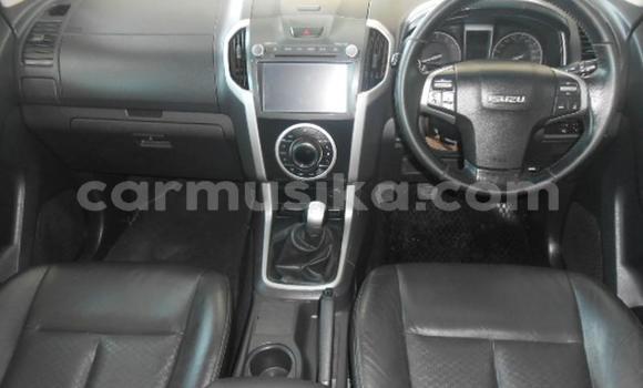 Tenga Tsaru Isuzu KB Sirivha Mota in Beitbridge in Matabeleland South Tenga Tsaru Isuzu KB Sirivha Mota in Beitbridge in Matabeleland South