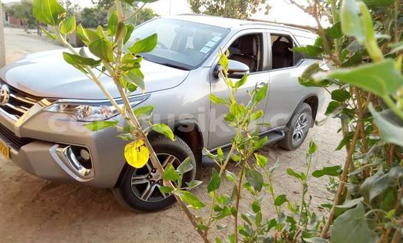 Tenga Tsaru Toyota Fortuner Sirivha Mota in Harare in Harare Tenga Tsaru Toyota Fortuner Sirivha Mota in Harare in Harare