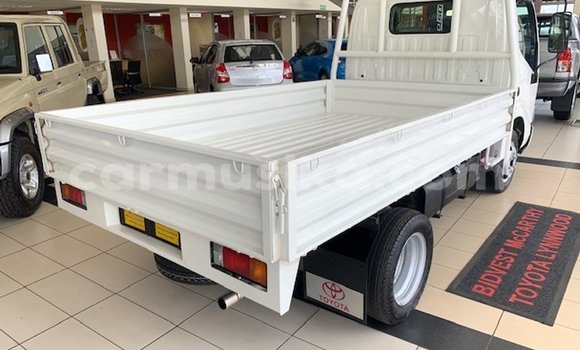 Acheter Occasion Utilitaire Toyota Dyna Blanc à Beitbridge, Matabeleland South Acheter Occasion Utilitaire Toyota Dyna Blanc à Beitbridge, Matabeleland South