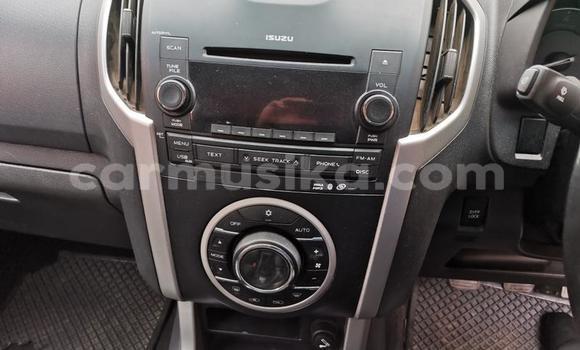 Tenga Tsaru Isuzu KB Chena Mota in Beitbridge in Matabeleland South Tenga Tsaru Isuzu KB Chena Mota in Beitbridge in Matabeleland South