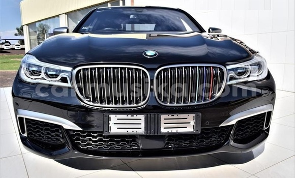 Nunua Ilio tumika BMW New Class Nyeusi Gari ndani ya Beitbridge nchini Matabeleland Kusini Nunua Ilio tumika BMW New Class Nyeusi Gari ndani ya Beitbridge nchini Matabeleland Kusini