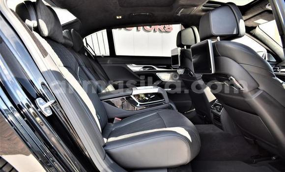 Nunua Ilio tumika BMW New Class Nyeusi Gari ndani ya Beitbridge nchini Matabeleland Kusini Nunua Ilio tumika BMW New Class Nyeusi Gari ndani ya Beitbridge nchini Matabeleland Kusini