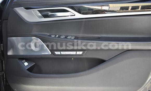 Nunua Ilio tumika BMW New Class Nyeusi Gari ndani ya Beitbridge nchini Matabeleland Kusini Nunua Ilio tumika BMW New Class Nyeusi Gari ndani ya Beitbridge nchini Matabeleland Kusini