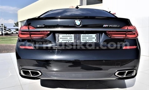 Nunua Ilio tumika BMW New Class Nyeusi Gari ndani ya Beitbridge nchini Matabeleland Kusini Nunua Ilio tumika BMW New Class Nyeusi Gari ndani ya Beitbridge nchini Matabeleland Kusini