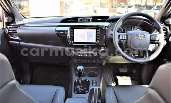 Nunua Ilio tumika Toyota Hilux Bluu Gari ndani ya Beitbridge nchini Matabeleland Kusini Nunua Ilio tumika Toyota Hilux Bluu Gari ndani ya Beitbridge nchini Matabeleland Kusini