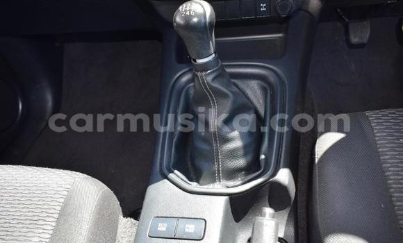 Nunua Ilio tumika Toyota Hilux Nyeupe Gari ndani ya Beitbridge nchini Matabeleland Kusini Nunua Ilio tumika Toyota Hilux Nyeupe Gari ndani ya Beitbridge nchini Matabeleland Kusini