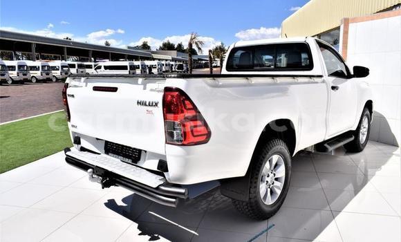 Nunua Ilio tumika Toyota Hilux Nyeupe Gari ndani ya Beitbridge nchini Matabeleland Kusini Nunua Ilio tumika Toyota Hilux Nyeupe Gari ndani ya Beitbridge nchini Matabeleland Kusini