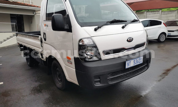 Acheter Occasion Utilitaire Kia K2700 Blanc à Beitbridge, Matabeleland South Acheter Occasion Utilitaire Kia K2700 Blanc à Beitbridge, Matabeleland South
