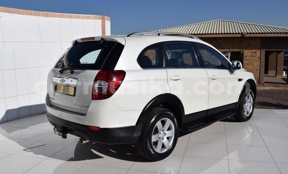 Buy Used Chevrolet Captiva White Car in Beitbridge in Matabeleland South Buy Used Chevrolet Captiva White Car in Beitbridge in Matabeleland South