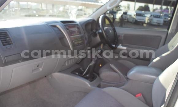 Nunua Ilio tumika Toyota Hilux Nyeupe Gari ndani ya Beitbridge nchini Matabeleland Kusini Nunua Ilio tumika Toyota Hilux Nyeupe Gari ndani ya Beitbridge nchini Matabeleland Kusini