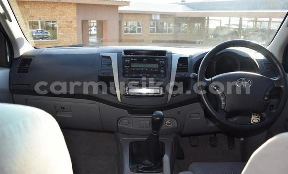 Nunua Ilio tumika Toyota Hilux Nyeupe Gari ndani ya Beitbridge nchini Matabeleland Kusini Nunua Ilio tumika Toyota Hilux Nyeupe Gari ndani ya Beitbridge nchini Matabeleland Kusini