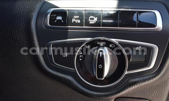 Acheter Occasion Voiture Mercedes Viano Rouge à Beitbridge, Matabeleland South Acheter Occasion Voiture Mercedes Viano Rouge à Beitbridge, Matabeleland South