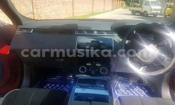 Tenga Tsaru Land Rover Range Rover Velar Tsvuku Mota in Harare in Harare Tenga Tsaru Land Rover Range Rover Velar Tsvuku Mota in Harare in Harare