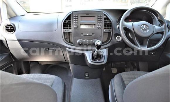 Buy Used Mercedes Viano White Car in Beitbridge in Matabeleland South Buy Used Mercedes Viano White Car in Beitbridge in Matabeleland South